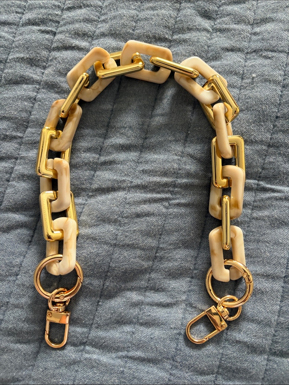 Handbag Gold and Cream Chunky Chain Strap